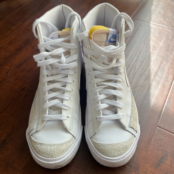 Nike White mid 77 blazer - Picture 2 of 5